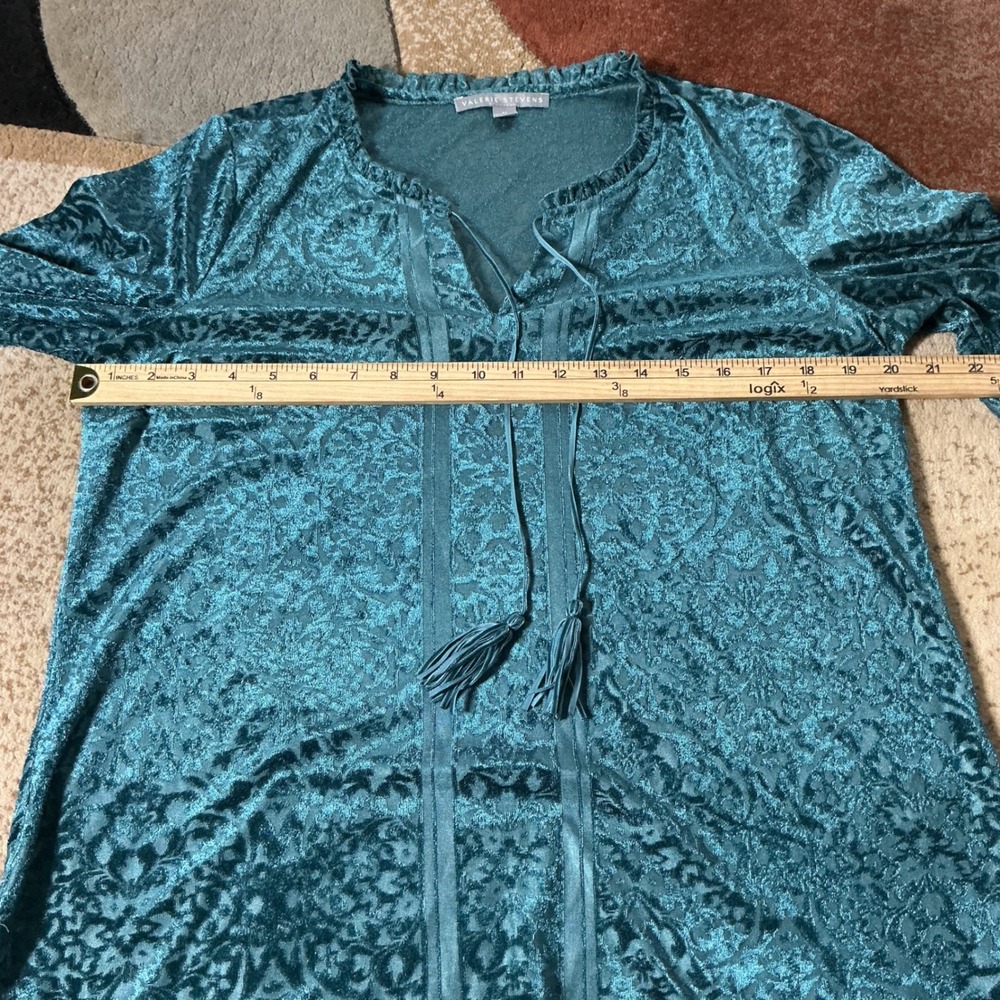 Valerie Stevens Burnout Velvet Damask Blouse Womens Medium Teal Tassel Boho Top - Picture 3 of 8